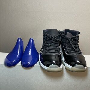 Jordan 11 “Space Jam”